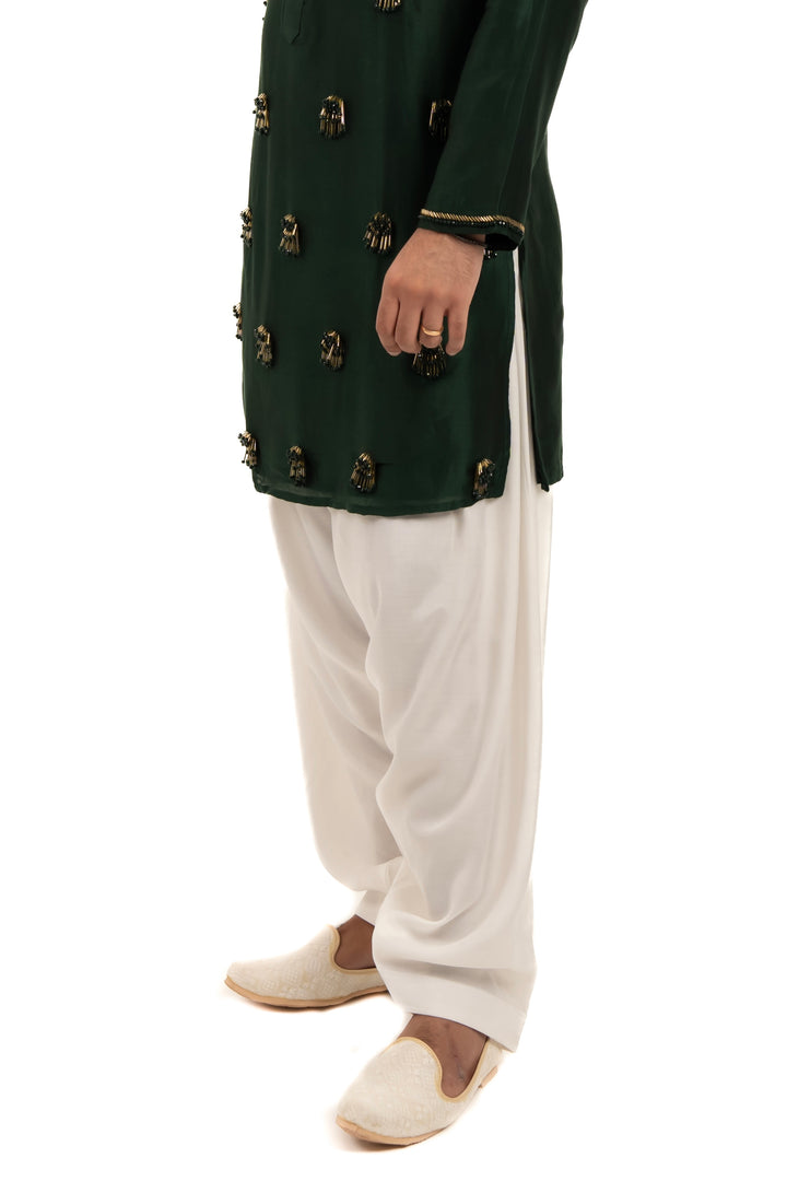 white pathani salwar